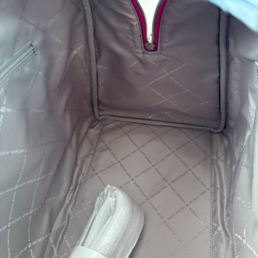 Jet Set Travel Extra-Large Weekender Bag DK Raspberry - Picture 11 of 14